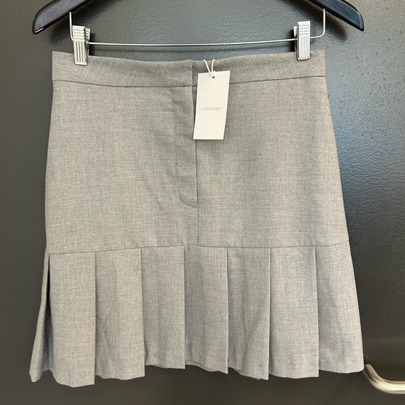 Rich and Royal NWT size 6 Gray Pleated Skirt ultra classic/academia/office siren - Picture 3 of 10